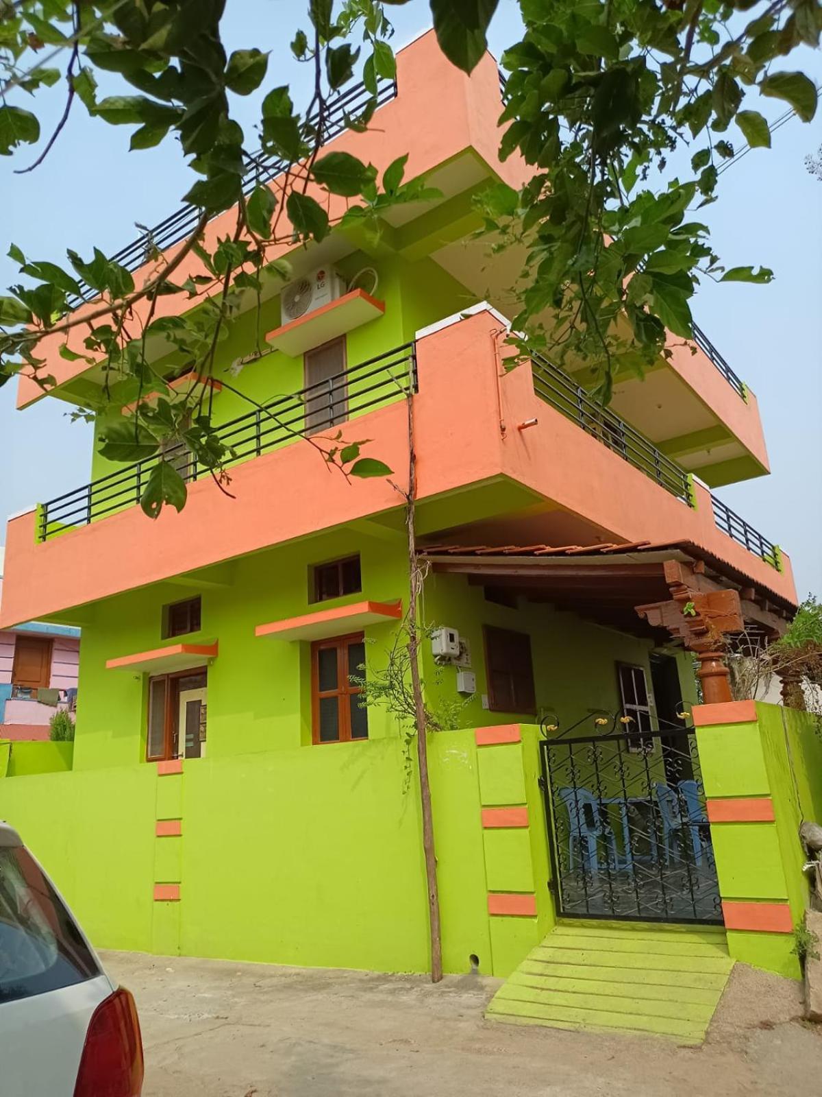 Abhi Homestay Hampi Exterior photo